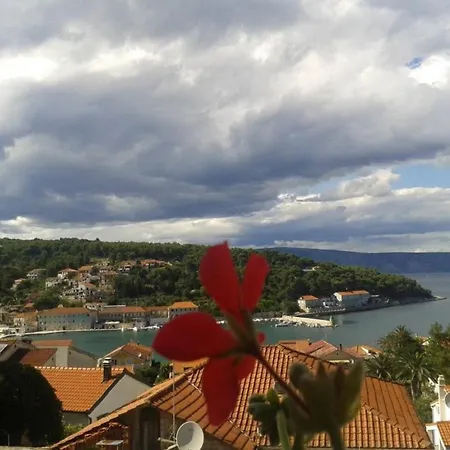 Dioniza - 150 M From Apartament