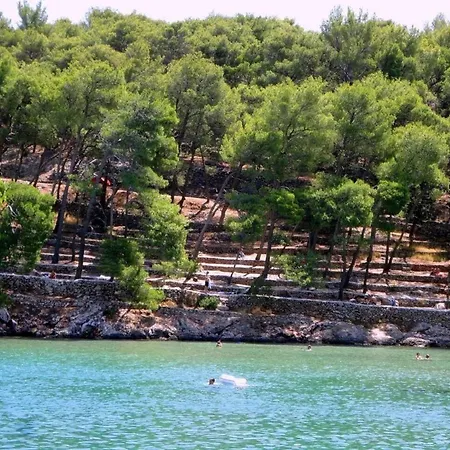 Dioniza - 150 M From Jelsa (Hvar)